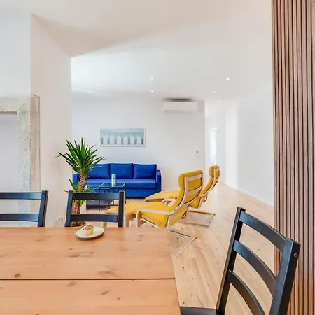 Cozy Coastal Getaway 3br In Apartamento Estoril