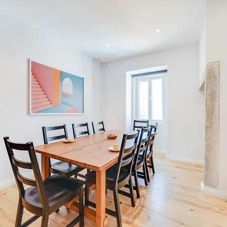 Cozy Coastal Getaway 3br In