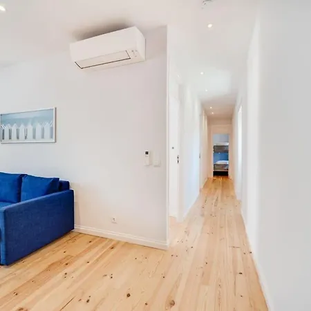 Cozy Coastal Getaway 3br In * Estoril