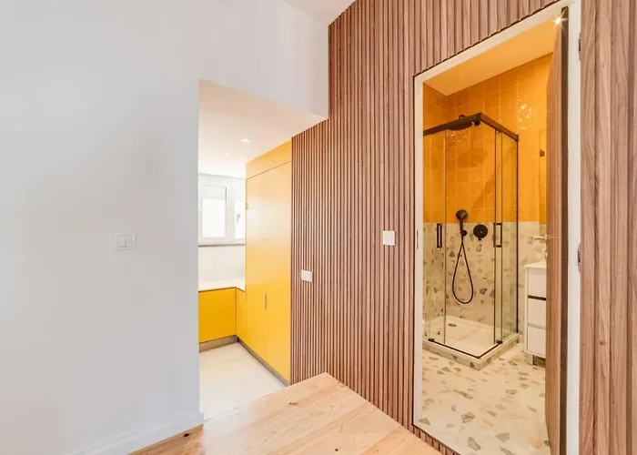 Cozy Coastal Getaway 3br In * エストリル