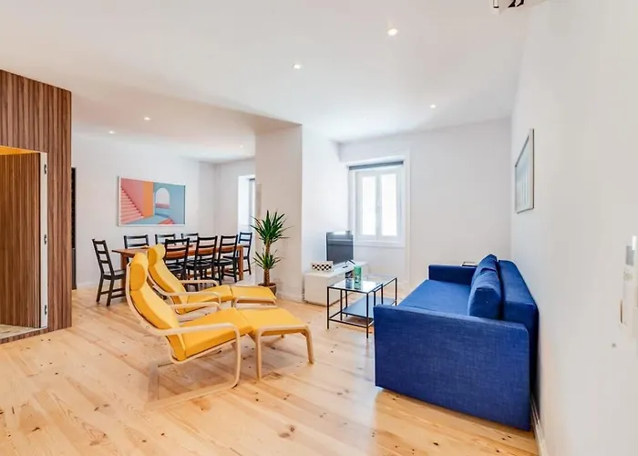 Cozy Coastal Getaway 3br In *